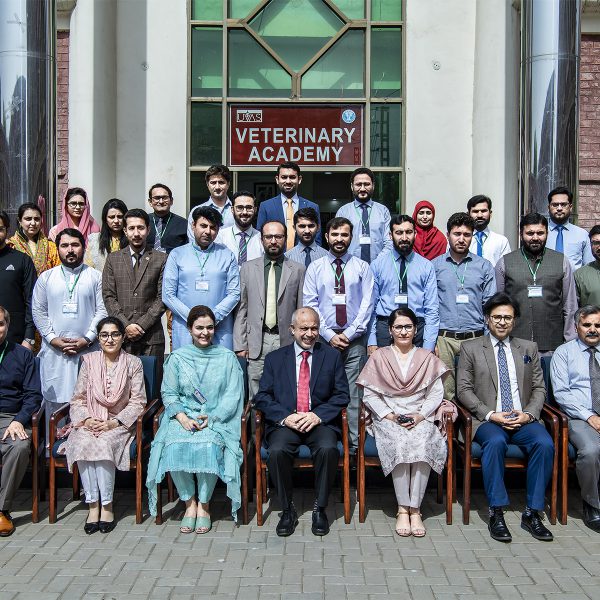 Teacher Training group photo with UVAS VC Prof Dr Nasim Ahmad